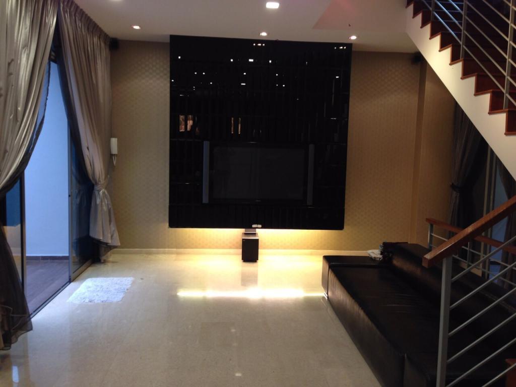 The Silver Spurz (D19), Terrace #83862342